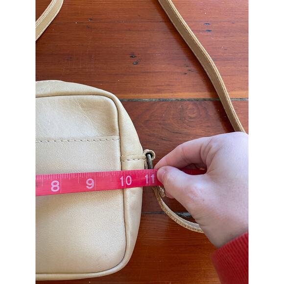 Portland Leather Goods Cream Crossbody Bag Small Zip Top Adjustable Strap - Picture 4 of 16